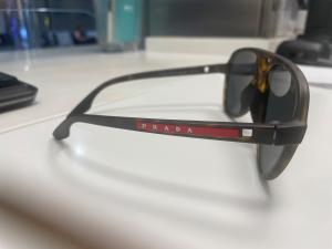 CS518/PRADA SUNGLASSES
